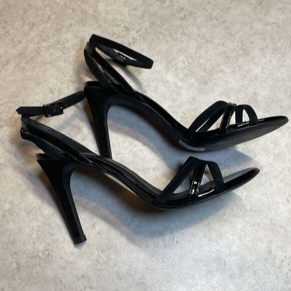 Joie woman, black patent/micro suede strappy dress sandals heels EUR 37 US 6.5-7 - Picture 3 of 10